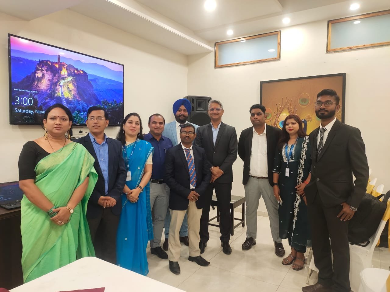 Mahakal's Aryan Financial Services team